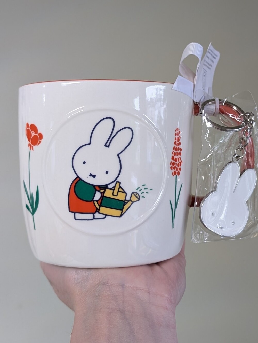 Miffy x Magenta Summer Gardening Miffy Mug& Keychain Set 🪻 - Picture 2 of 8